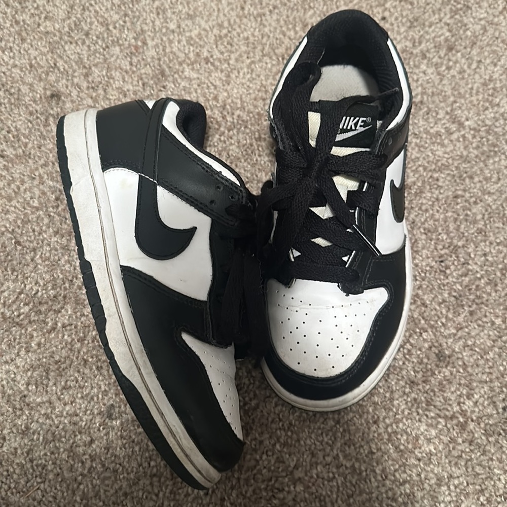 Nike Dunk Low Preschool Panda’s